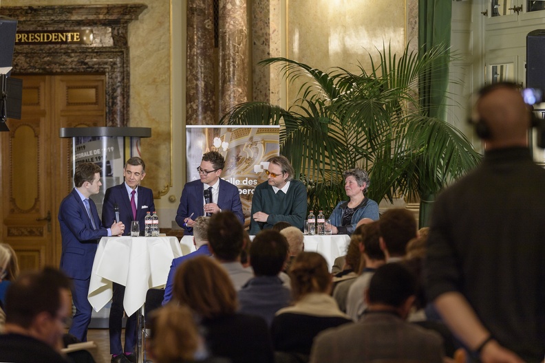 Entretiens de la salle des pas perdus