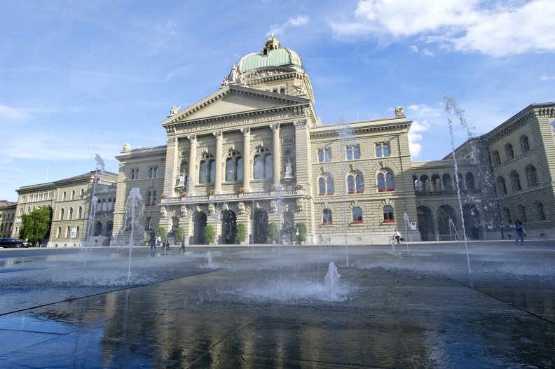 Bundeshaus 215