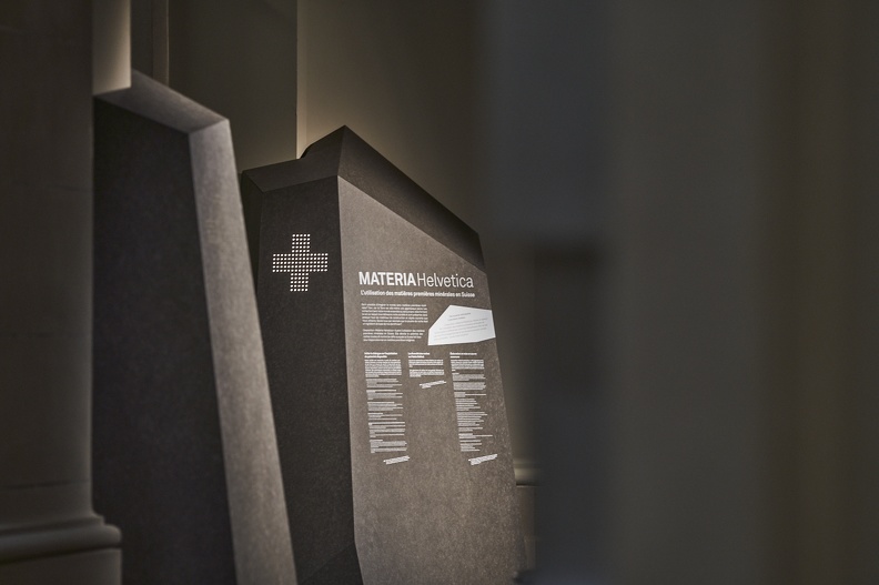Materia Helvetica Exposition SNP4028 LR