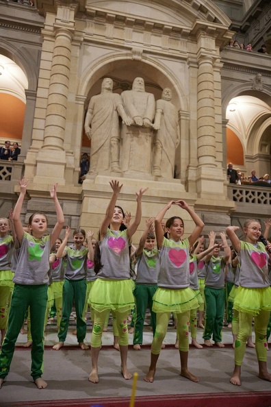 230415 Kindertag Parlament0037press