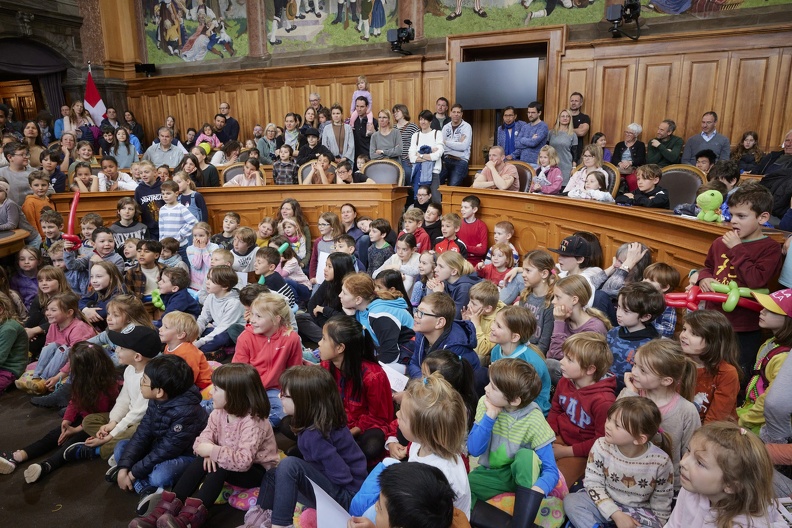 230415 Kindertag Parlament0177press