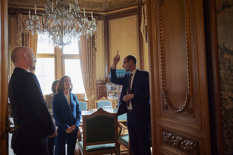 231018 PräsidentinMoldau0416press