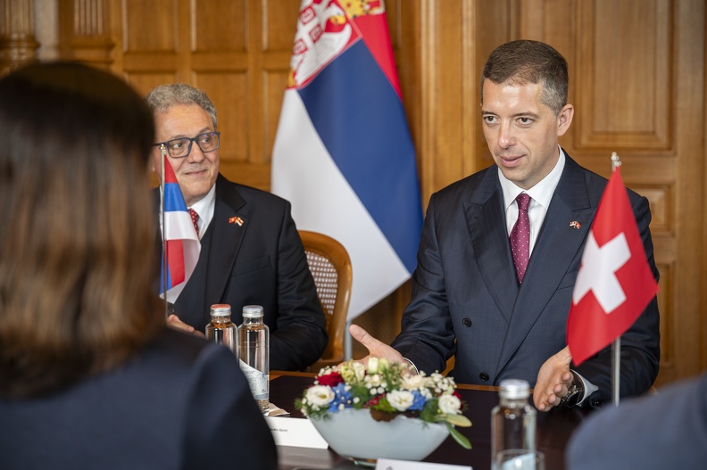 parl somsess25 1606 duric 06