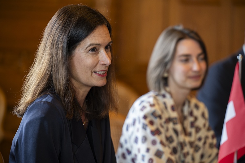 parl somsess25 1606 duric 10